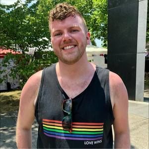 Meet your Posher, Chris